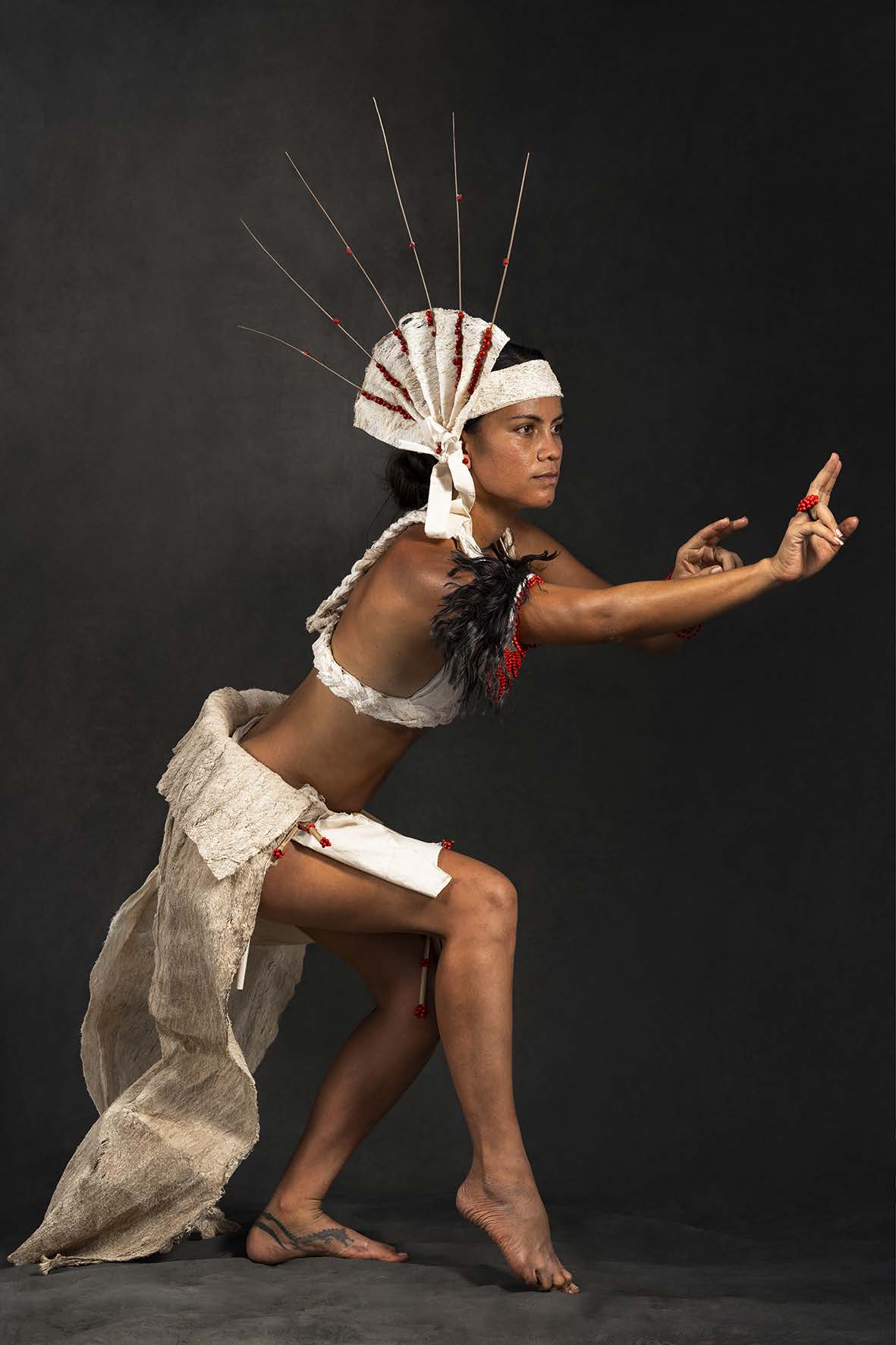 Danseuse marquisienne en mouvement
